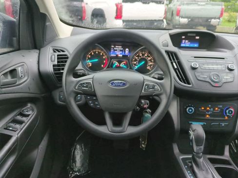 Used 2017 Ford Escape S FWD image 13
