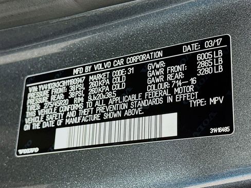 Used 2017 Volvo XC90 T5 Momentum w/ Vision Package FWD image 31