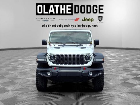 Used 2025 Jeep Wrangler Unlimited Rubicon AWD/4WD image 31