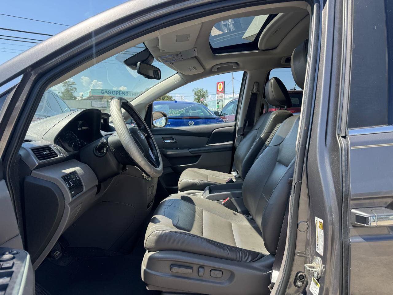 Used 2015 Honda Odyssey EX-L image 8