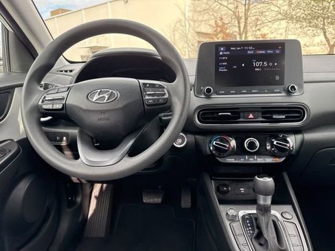 Certified 2023 Hyundai Kona SEL image 4