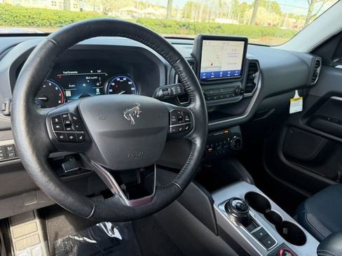 Used 2022 Ford Bronco Sport Outer Banks image 15