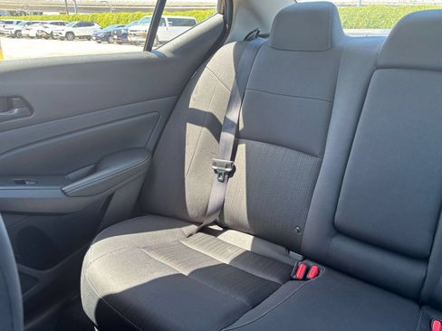 Used 2025 Nissan Altima 2.5 SV FWD image 34