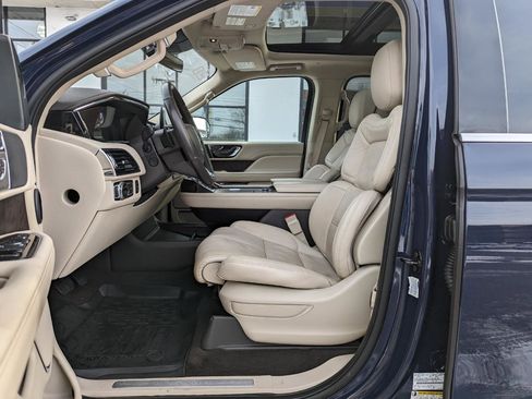 Used 2020 Lincoln Navigator L Reserve w/ Equipment Group 201A Reserve AWD/4WD image 12