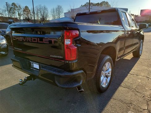 Used 2021 Chevrolet Silverado 1500 Custom image 4