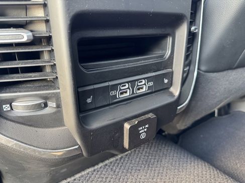 Used 2021 RAM 2500 Laramie image 39