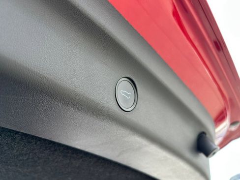 Used 2022 Tesla Model Y Performance image 56