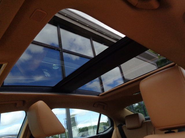 Used 2022 Lexus ES 350 w/ Premium Package FWD image 15