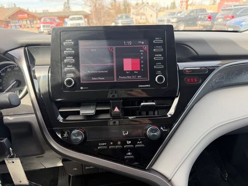 Used 2023 Toyota Camry LE image 8