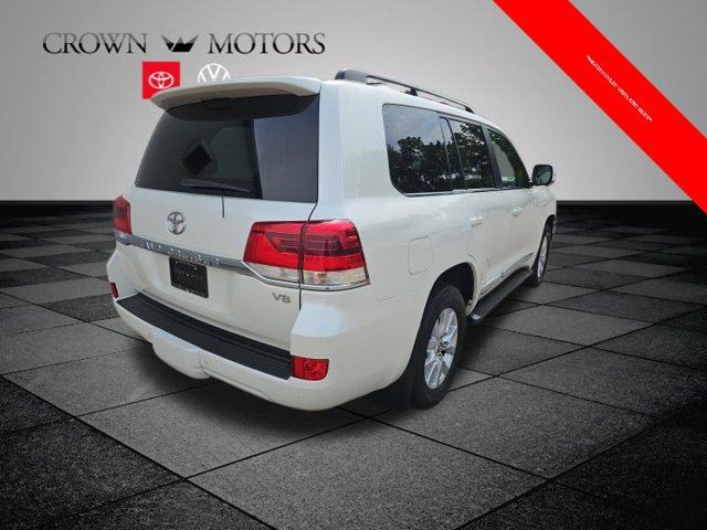 Used 2017 Toyota Land Cruiser AWD/4WD image 6