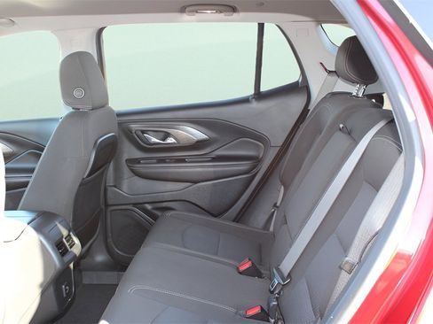 Used 2023 GMC Terrain SLE image 16