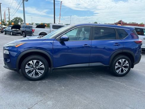 Used 2022 Nissan Rogue SV AWD/4WD image 4