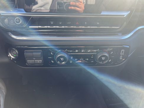 New 2026 Chevrolet Silverado 3500 LT image 8