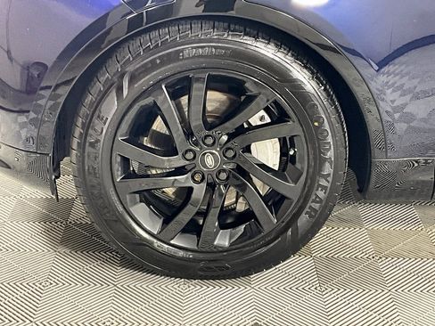 Certified 2020 Land Rover Discovery Landmark image 31