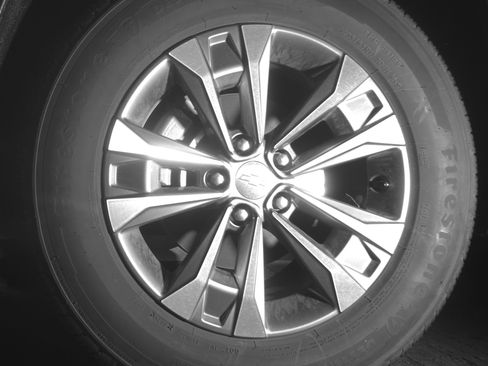 Used 2025 Chevrolet Equinox LT image 12