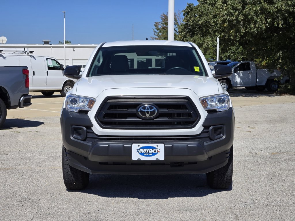 Used 2023 Toyota Tacoma SR RWD image 2