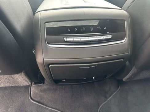 Used 2023 Cadillac Escalade ESV Premium Luxury image 23