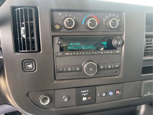 Used 2023 GMC Savana 2500 w/ Driver Convenience Package image 23