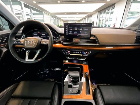 Used 2023 Audi Q5 2.0T Premium Plus w/ Premium Plus Package image 16