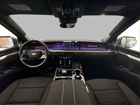 New 2025 Cadillac Escalade ESV Sport Platinum image 23
