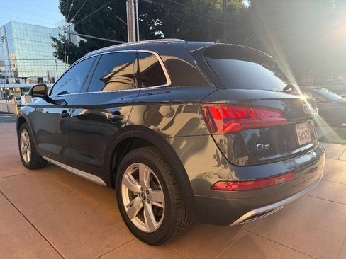 Used 2018 Audi Q5 2.0T Premium Plus w/ Premium Plus Package AWD/4WD image 5