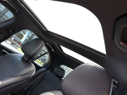 Used 2023 Mercedes-Benz C 300 Sedan image 19