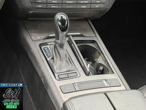 Used 2017 Genesis G80 3.8 RWD image 11