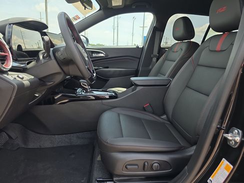 New 2026 Chevrolet Trax RS w/ Driver Confidence Package FWD image 10