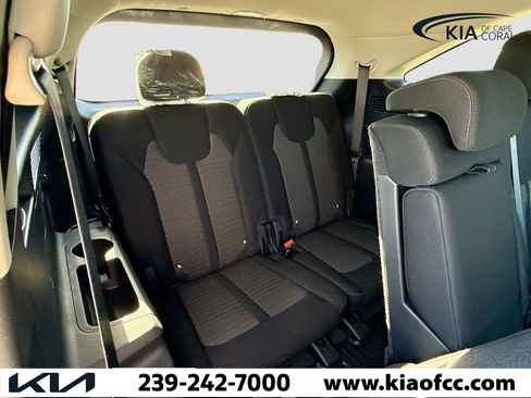 New 2026 Kia Sorento LX image 19