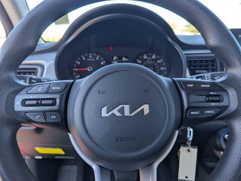 Used 2023 Kia Rio S image 19