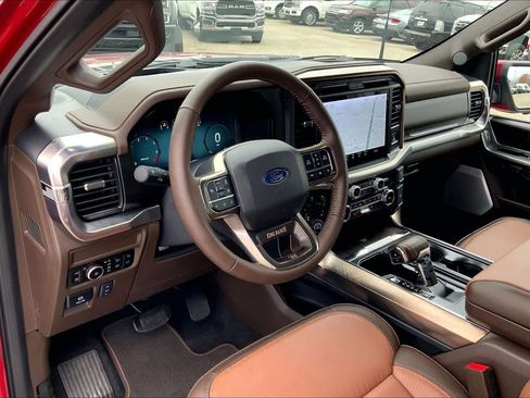 Used 2025 Ford F150 King Ranch w/ FX4 Off-Road Package image 17