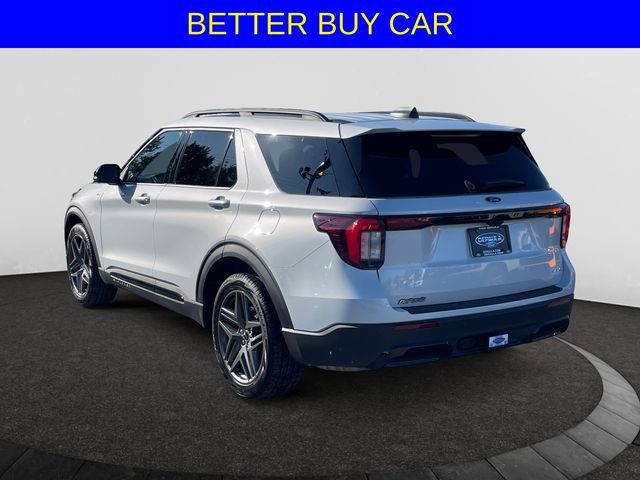 New 2026 Ford Explorer ST-Line w/ ST-Line Street Pack AWD/4WD image 3