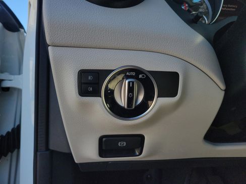 Certified 2018 Mercedes-Benz GLA 250 image 21