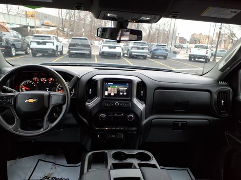 Used 2021 Chevrolet Silverado 1500 Custom image 15