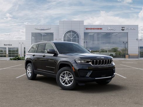 New 2025 Jeep Grand Cherokee Laredo X image 5