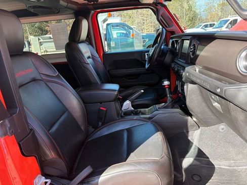 Used 2018 Jeep Wrangler Rubicon AWD/4WD image 28