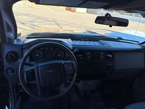 Used 2015 Ford F250 XL w/ Power Equipment Group image 11