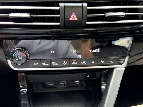 Used 2022 Kia Seltos EX AWD/4WD image 25