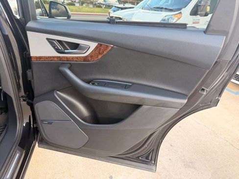 Used 2019 Audi Q7 2.0T Premium Plus w/ Premium Plus Package image 34