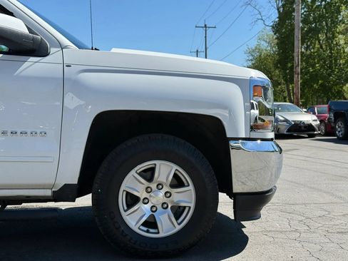 Used 2019 Chevrolet Silverado 1500 LT AWD/4WD image 8