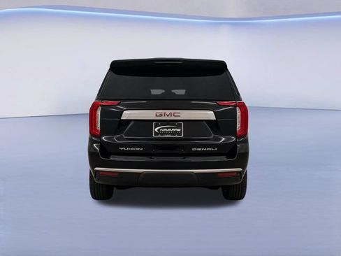 Used 2023 GMC Yukon Denali AWD/4WD image 7