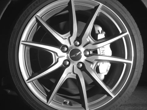 Used 2025 Genesis G70 2.5T image 12