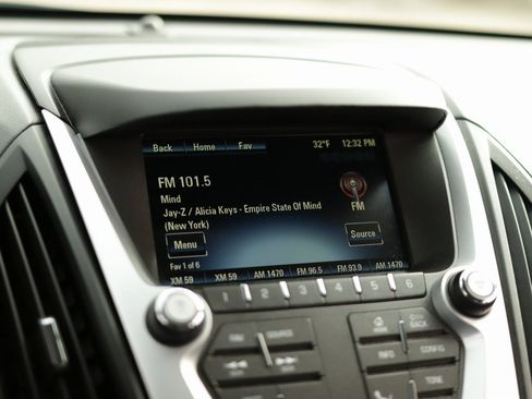 Used 2015 Chevrolet Equinox LT w/ Chrome Appearance Package image 12