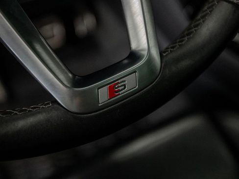 Used 2023 Audi SQ5 Premium Plus w/ Premium Plus Package image 19