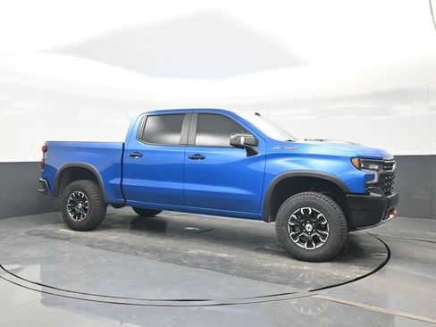 Used 2022 Chevrolet Silverado 1500 ZR2 image 8