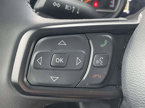 Used 2026 Jeep Wrangler Unlimited Rubicon AWD/4WD image 29