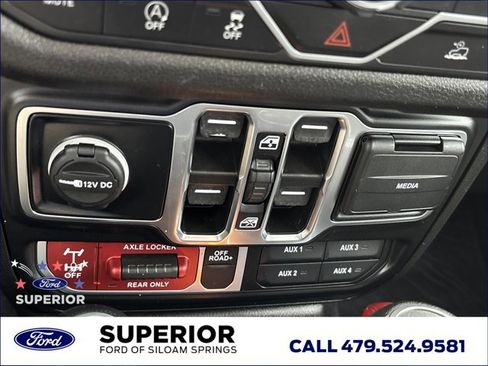 Used 2024 Jeep Wrangler Unlimited Sport AWD/4WD image 34