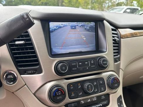 Used 2017 GMC Yukon XL Denali w/ Open Road Package AWD/4WD image 27