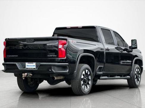 Used 2020 Chevrolet Silverado 2500 Custom w/ Custom Value Package image 5