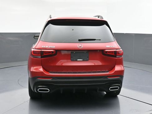 Used 2023 Mercedes-Benz GLB 250 image 7